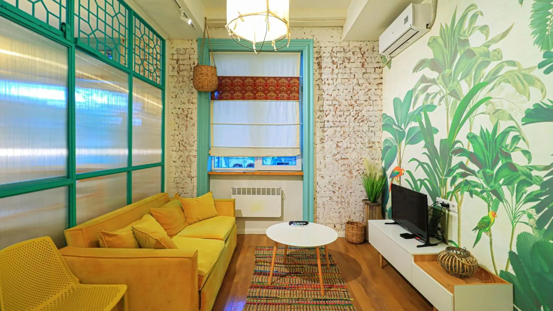 Διαμέρισμα Unique Beautiful 1Br Apt In Historic Τυφλίδα