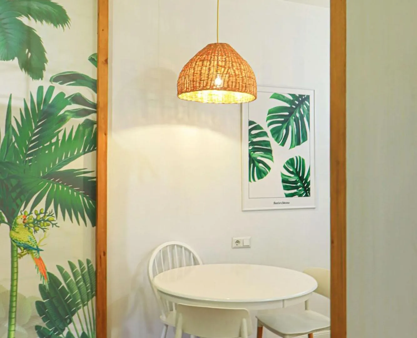 Unique Beautiful 1Br Apt In Historic Τυφλίδα Γεωργία