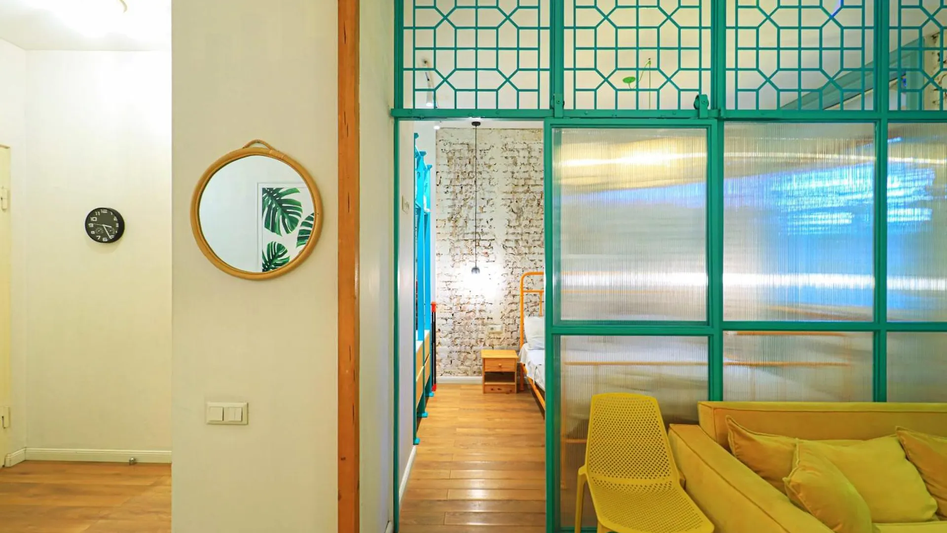Unique Beautiful 1Br Apt In Historic Τυφλίδα