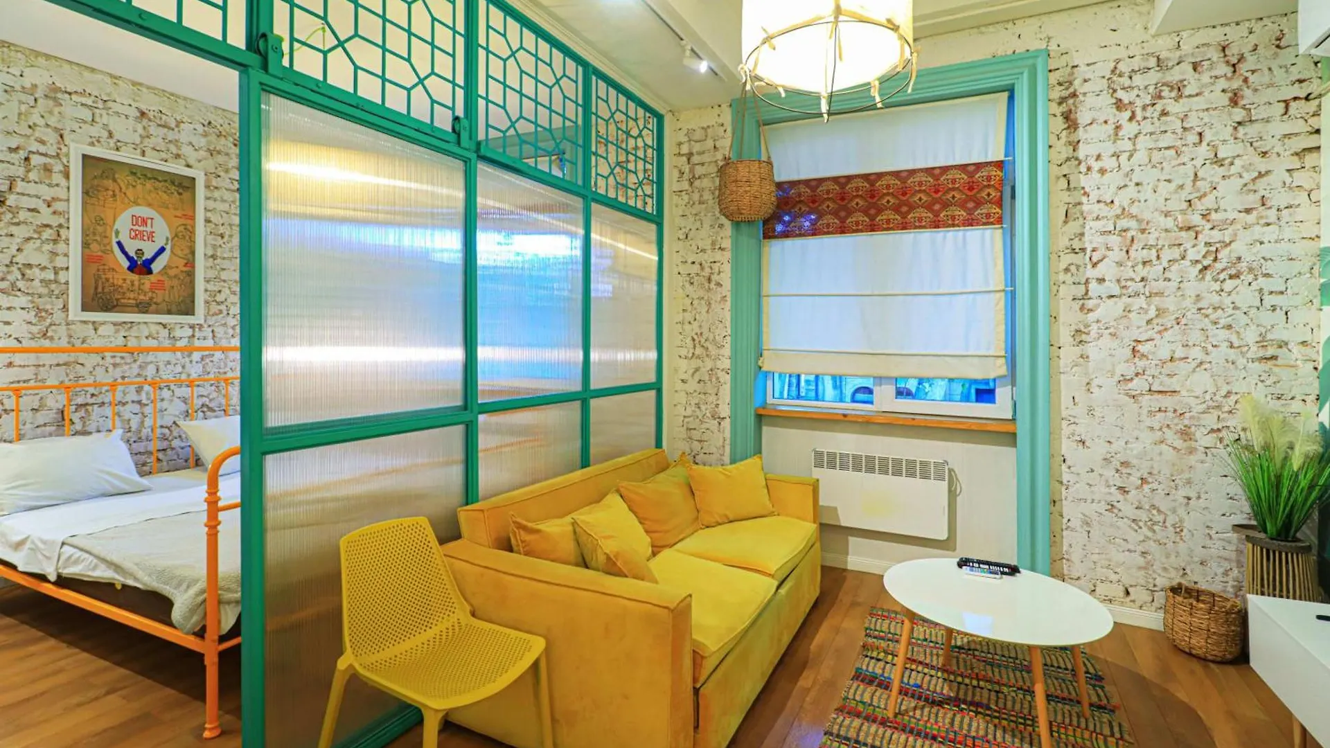 Διαμέρισμα Unique Beautiful 1Br Apt In Historic Τυφλίδα