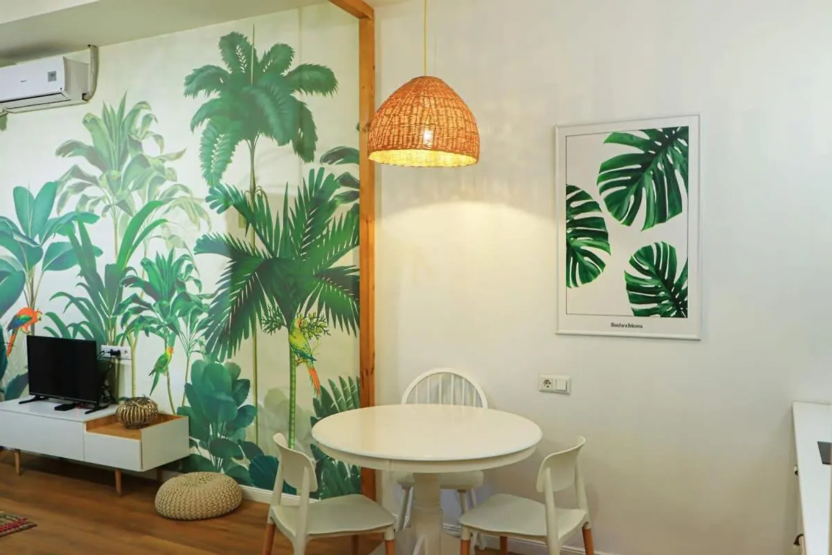 Διαμέρισμα Unique Beautiful 1Br Apt In Historic Τυφλίδα